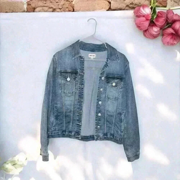Just USA Jackets & Blazers - Just USA Classic Stretch Denim Jacket medium